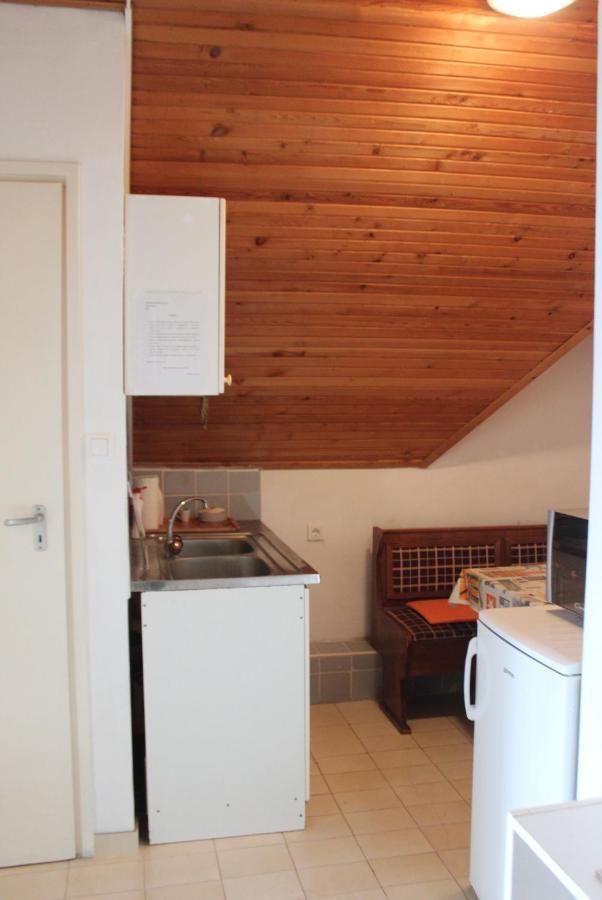 Kriszta Apartmanhaz Appartement Balatonlelle Buitenkant foto