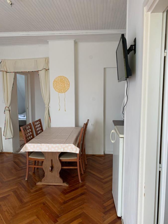 Kriszta Apartmanhaz Appartement Balatonlelle Buitenkant foto