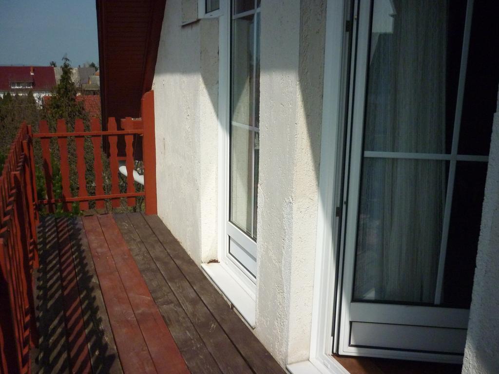 Kriszta Apartmanhaz Appartement Balatonlelle Buitenkant foto