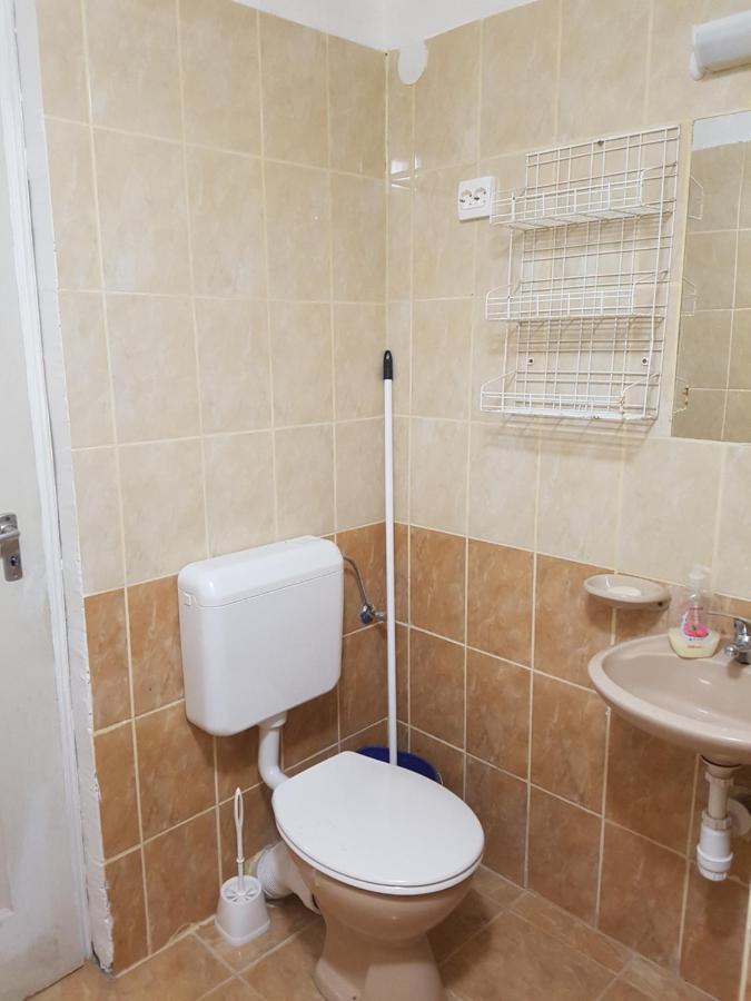 Kriszta Apartmanhaz Appartement Balatonlelle Buitenkant foto